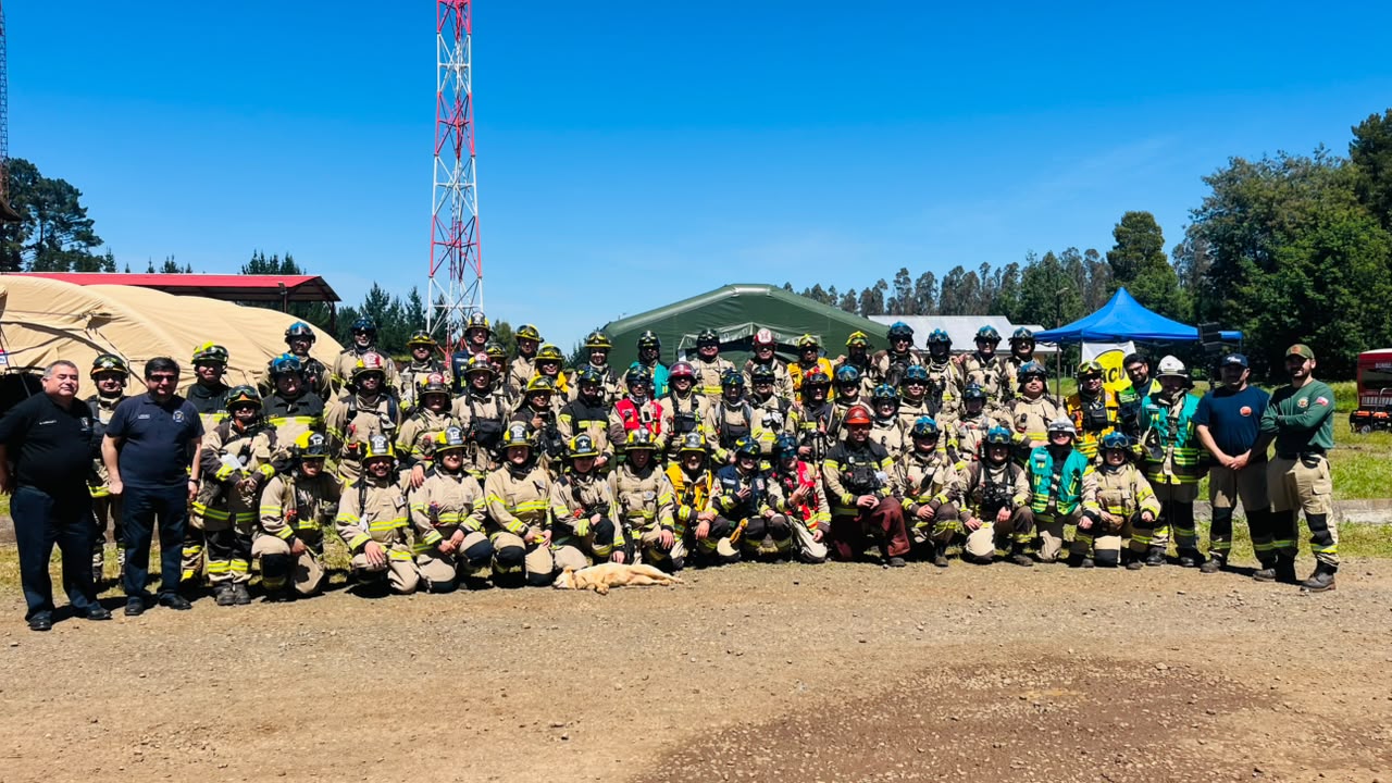 Bomberos de Temuco obtiene acreditación nacional para responder a grandes incendios forestales