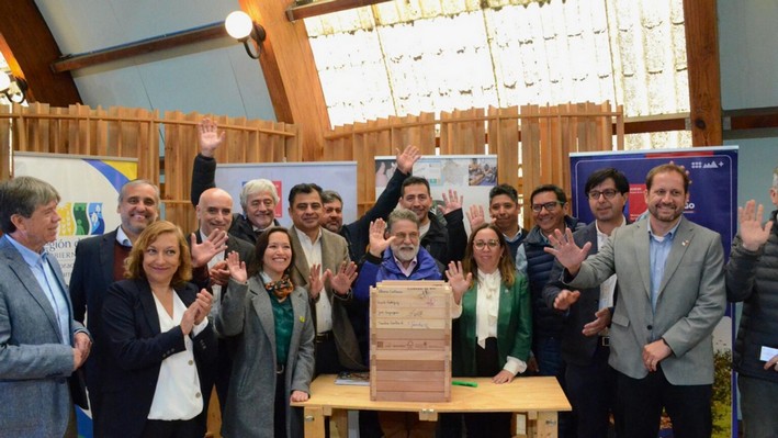 Promotion Table for the Forestry Industry in the Los Ríos Region Launched