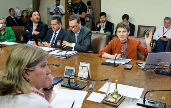 Government cuts nearly $3 billion from police budgets due to "rebound" effect