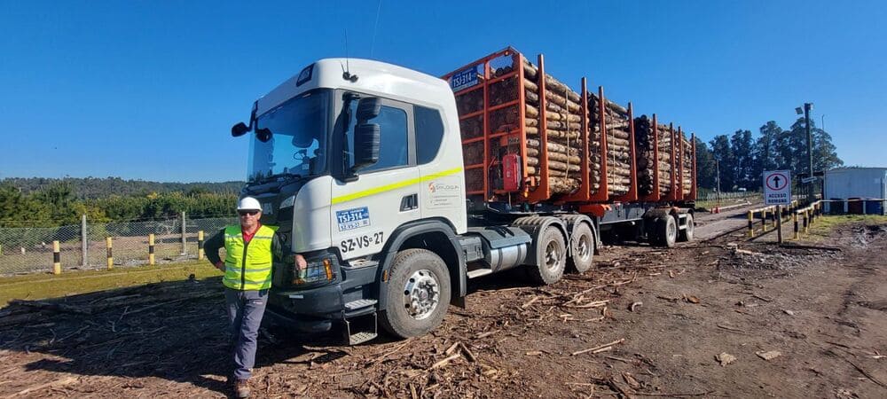Tomás Muñoz, the Experienced Forestry Truck Driver Who Passed His Passion to His Children