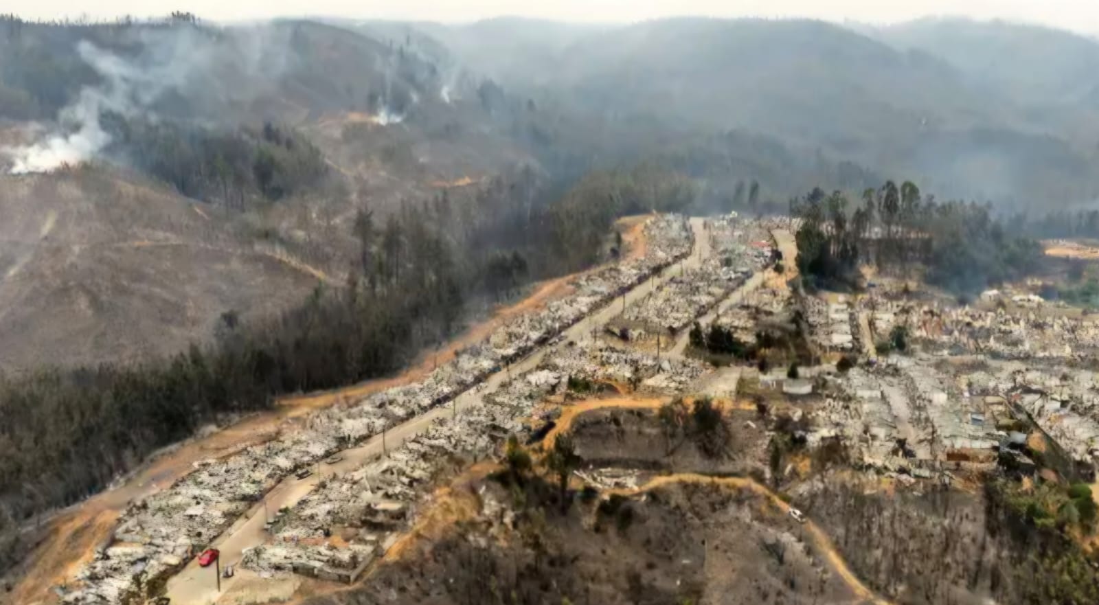 Incendios en el Biobío y Ñuble generan pérdidas iniciales por más de US$ 400 millones