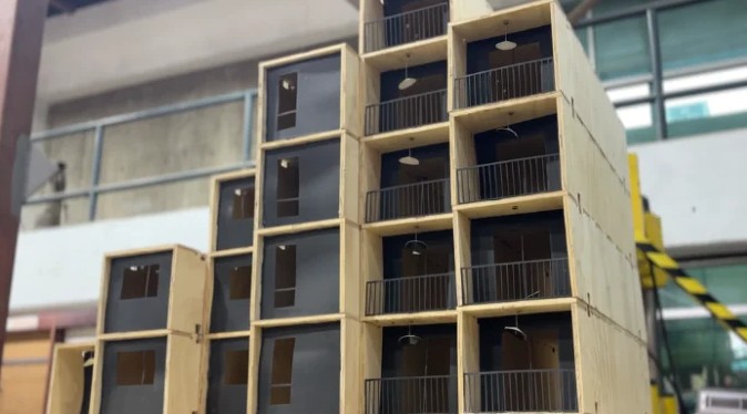 Ingenieros UC desarrollan sistema constructivo resistente a sismos y al fuego en edificios de madera masiva