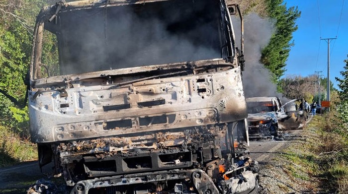 Ola de ataques en La Araucanía a horas de cumplirse un año del estado de excepción: Dos baleados y maquinarias quemadas