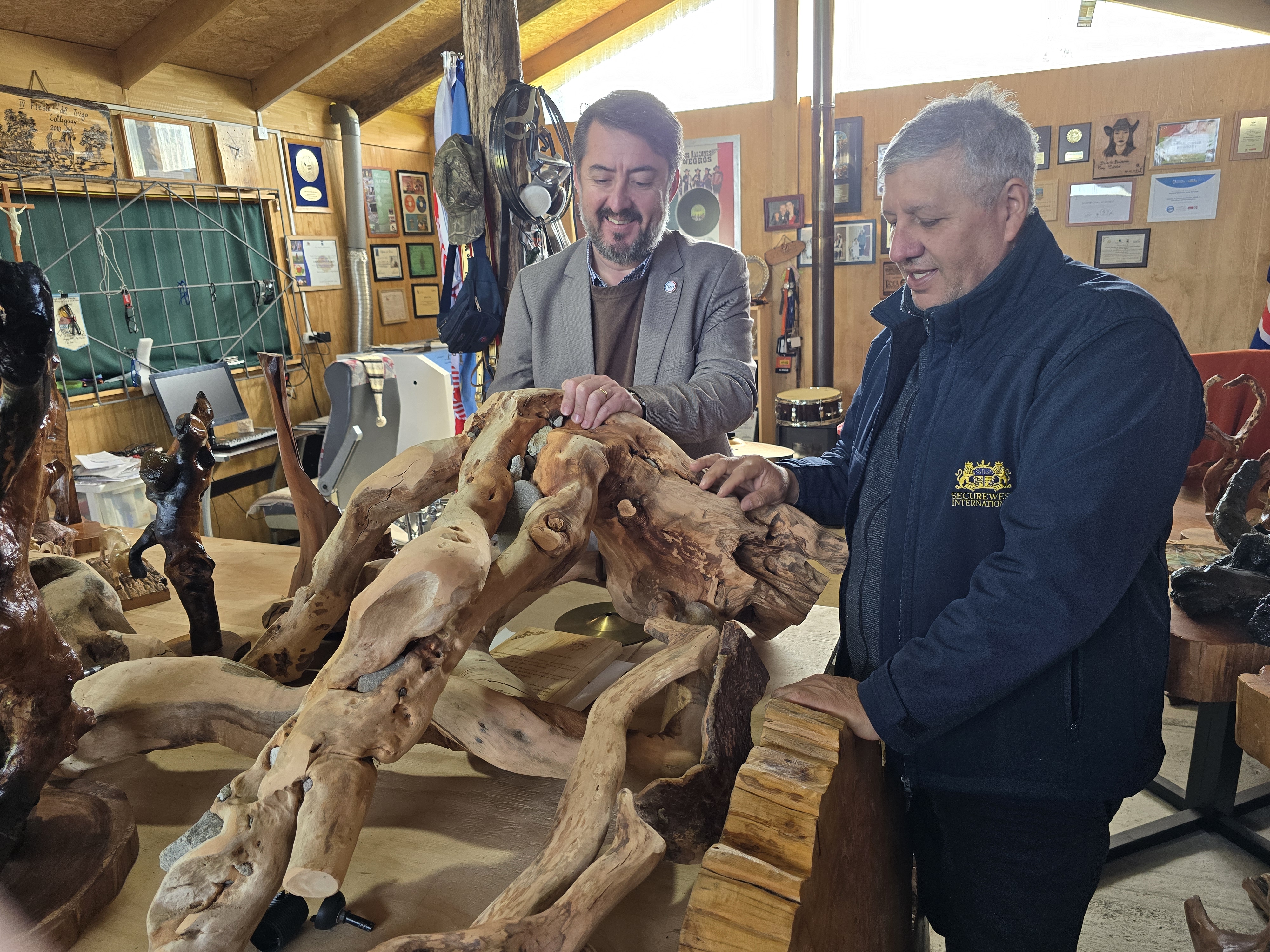 Del escenario al taller: el arte de dar nueva vida a la madera desde Cabrero