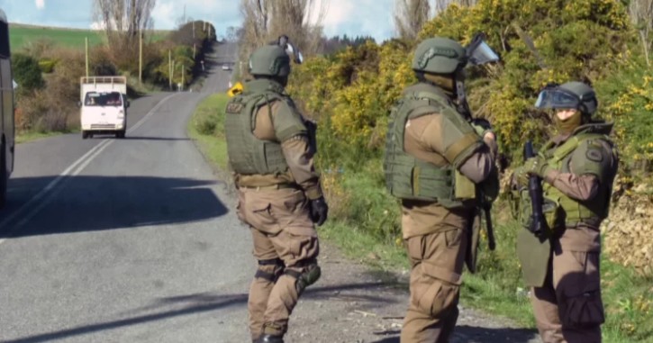Encapuchados armados atacaron a un grupo de Carabineros en fundo de Panguipulli