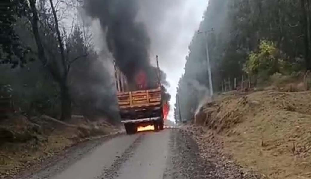 Arson attack in Collipulli leaves forestry truck reduced to ashes