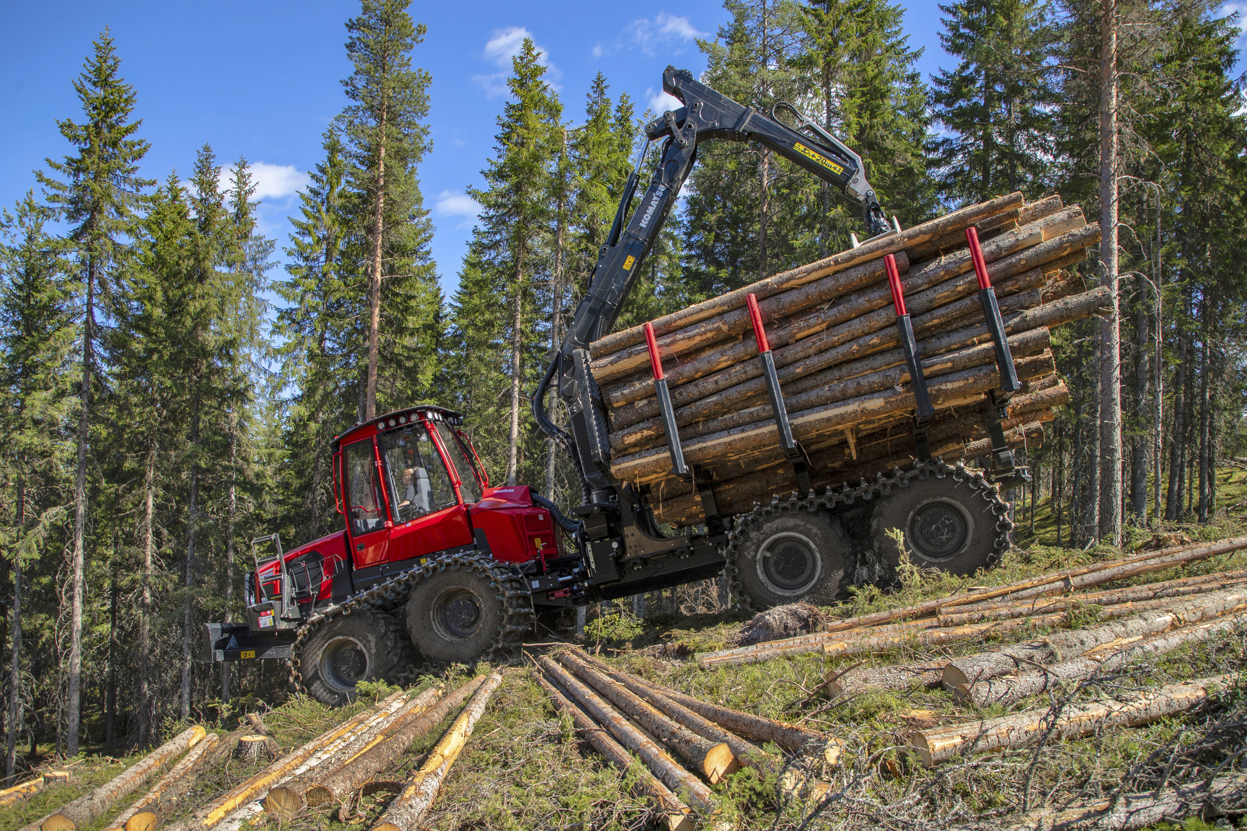 Komatsu lanza modelo de forwarder 895.3 en Chile