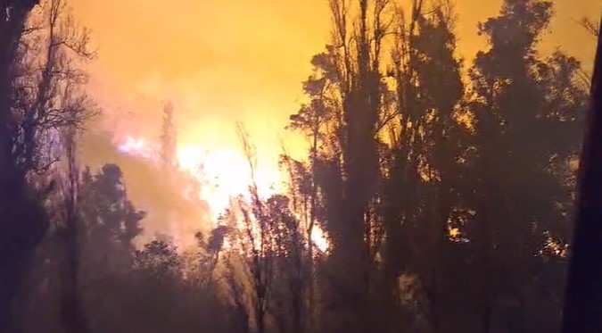 Red alert in Río Hurtado: Wildfire out of control