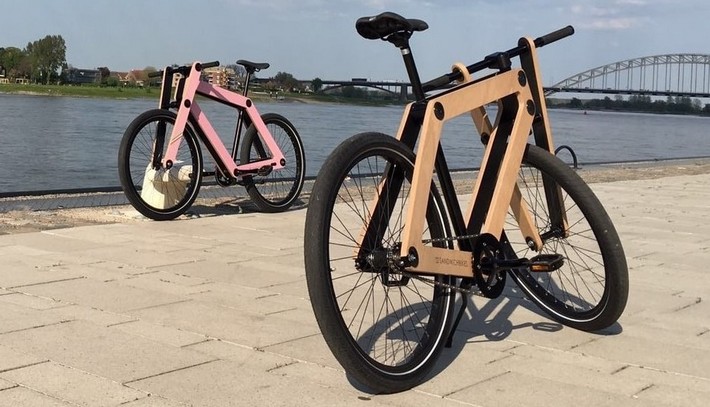 Pedaling with Consciousness: The Wooden Bicycle Setting a Trend