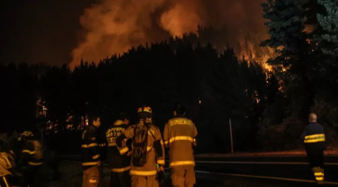 Bío Bío: Prosecutor's Office to Take Two Defendants to Trial for 2023 Forest Fire That Left 17 Dead
