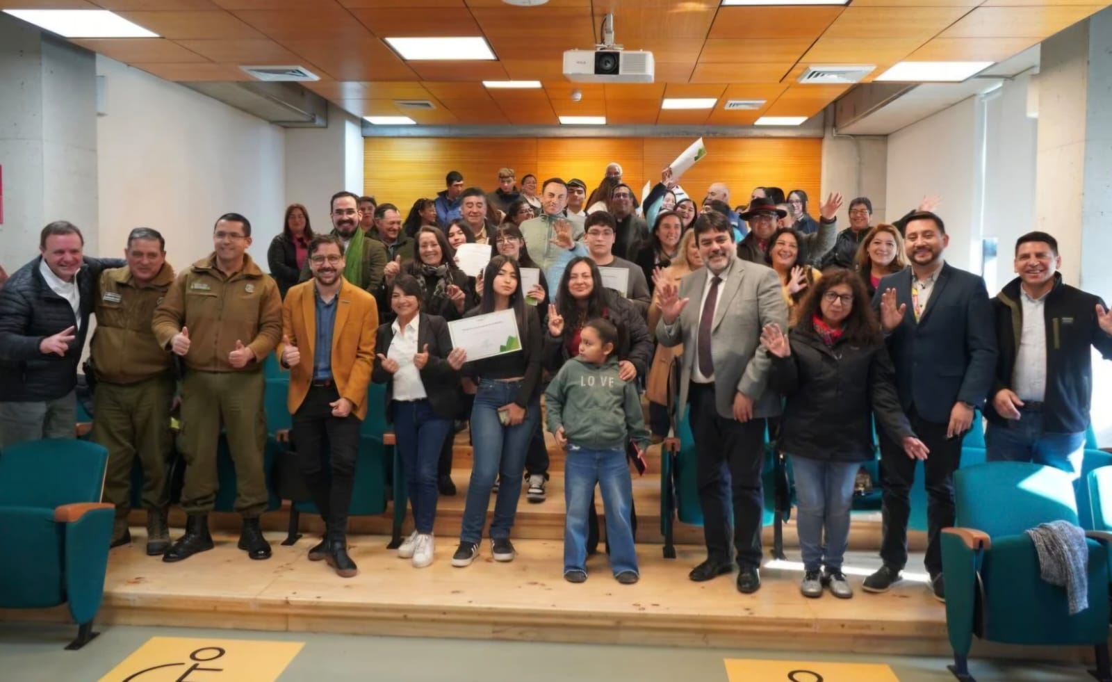 Estudiantes de Nacimiento, Negrete y Curanilahue dan un nuevo paso hacia sus metas gracias a becas CMPC