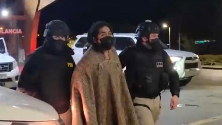 Four alleged members of the RML placed in pretrial detention for arson attacks, homicide, and robbery in Arauco