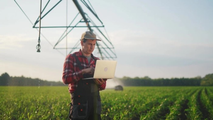 Los Ángeles apuesta por la lA para modernizar la agricultura y la actividad forestal