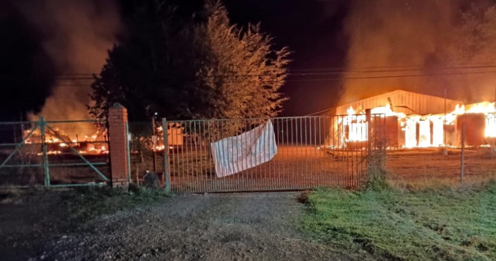 Arson Attacks Shake La Araucanía: Freedom Demanded for Mapuche Prisoners