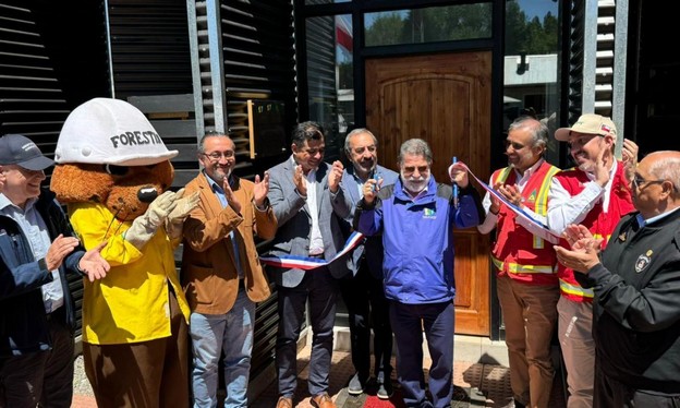 New "Lingue 3" Brigade Reinforces Firefighting Efforts in Los Ríos