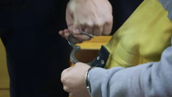 Tribunal de Los Ángeles impone sentencias de 17 y 15 años a autores de incendios