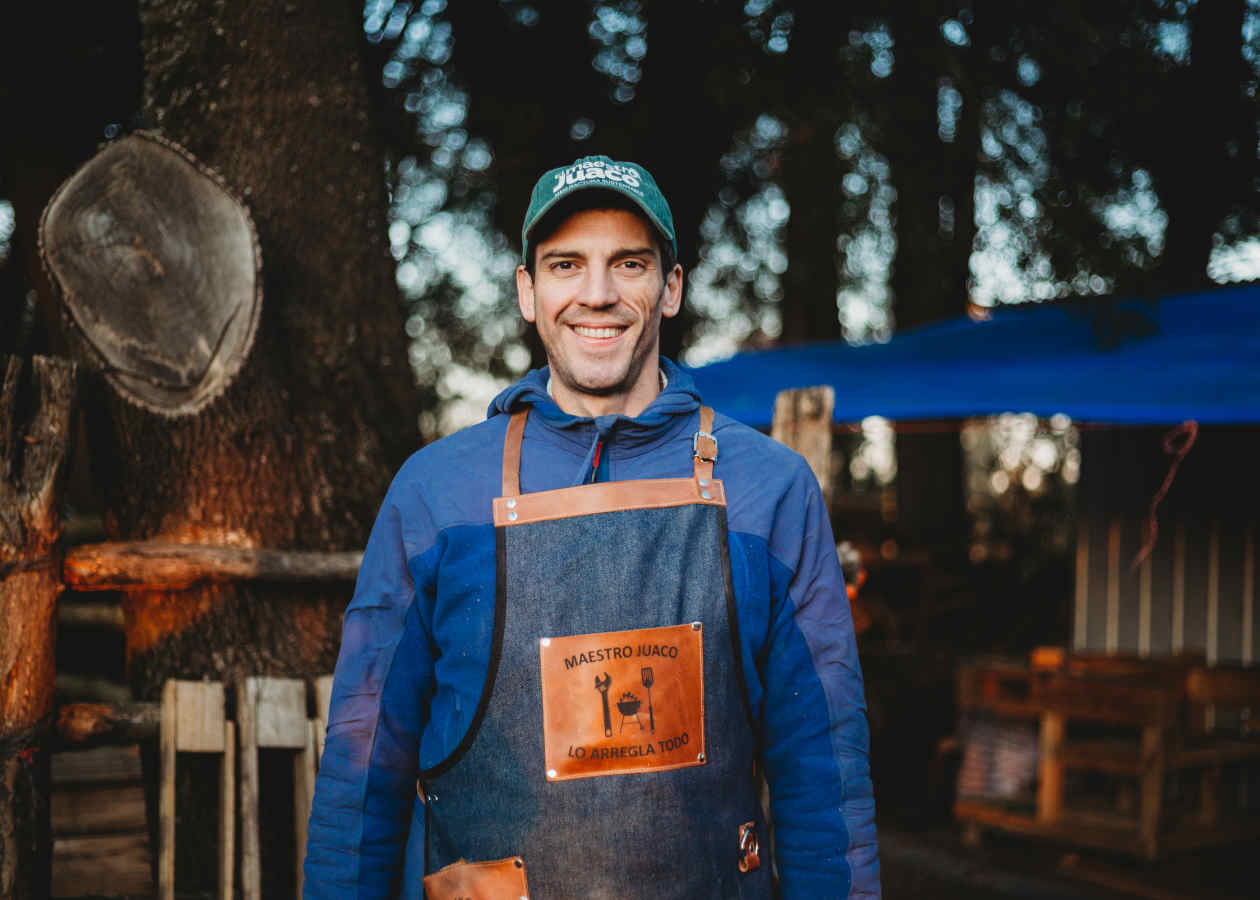 Joaquín Eguiluz, the Former Councilman and Fosis Director Who Pivoted His Life Around Woodworking