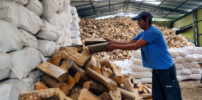 Temporary shortage of dry firewood ruled out due to frontal system