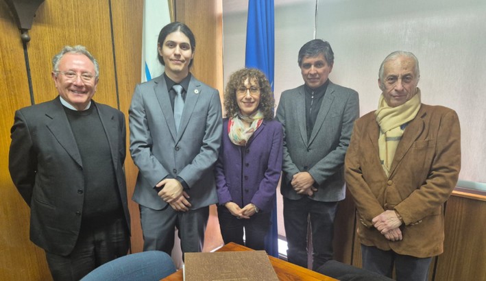 Graduate Analyzed the Impact of Subterranean Termites on Wood