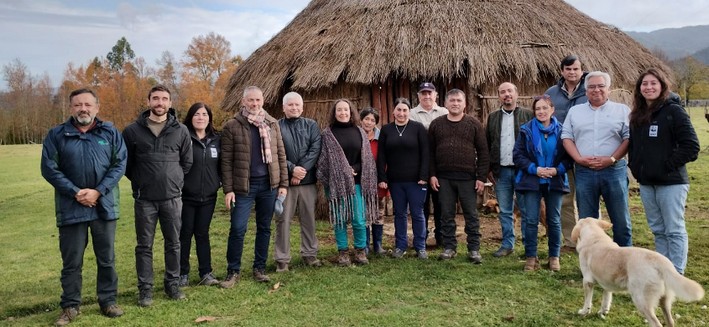 Comunidades de Los Ríos se unem para reflorecer seu futuro