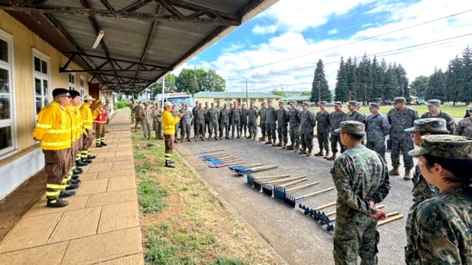 Army Prepares to Combat Forest Fires in Osorno and La Unión