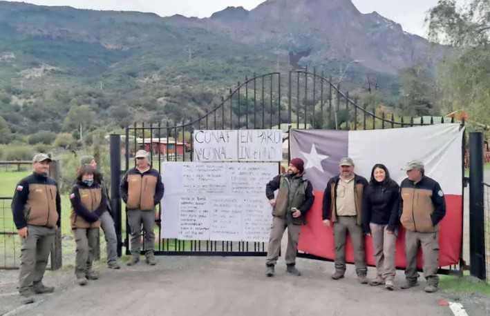 Conaf Workers' Strike Forces Closure of 49 National Parks and Reserves Across the Country