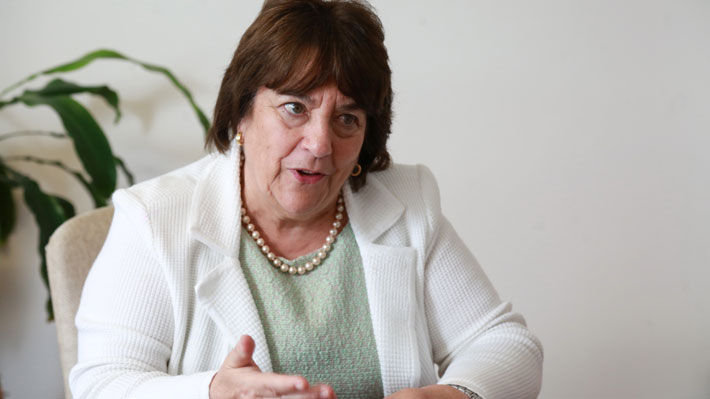 Ministra de Defensa: atentado es “un caso tremendo y extraño, porque no hubo robo ni adjudicación"